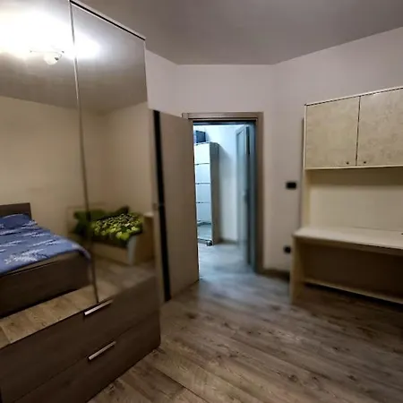 Marija Sa Besplatnim Parkingom Belgrad