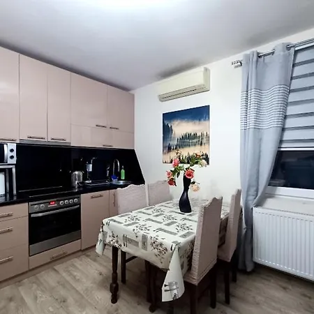 Apartament Marija Sa Besplatnim Parkingom Belgrad